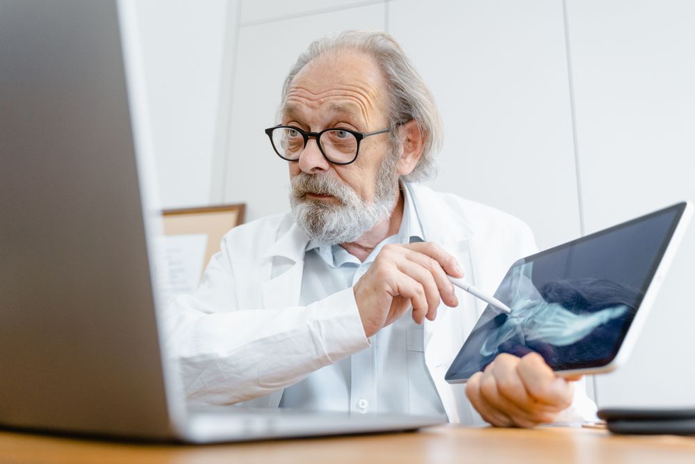 How Much Does it Cost to See a Podiatrist Without Insurance? Mira Health